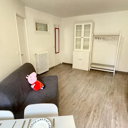 Avec Balcon, 5 Personnes アパート *