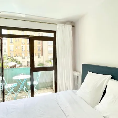 Avec Balcon, 5 Personnes パリ