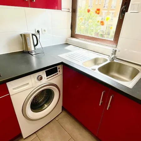 Avec Balcon, 5 Personnes Apartment *